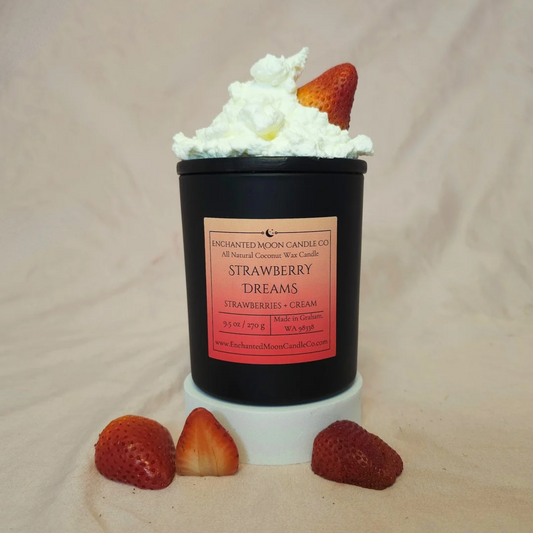 Strawberry Dreams 9.5 Oz Candle